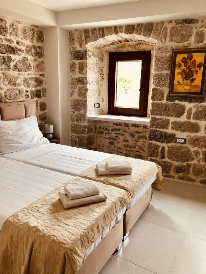 Guesthouse Giraffe Donja Lastva Dış mekan fotoğraf