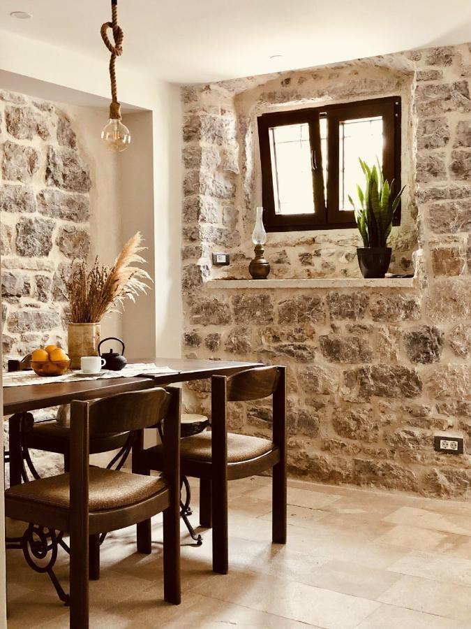 Guesthouse Giraffe Donja Lastva Dış mekan fotoğraf