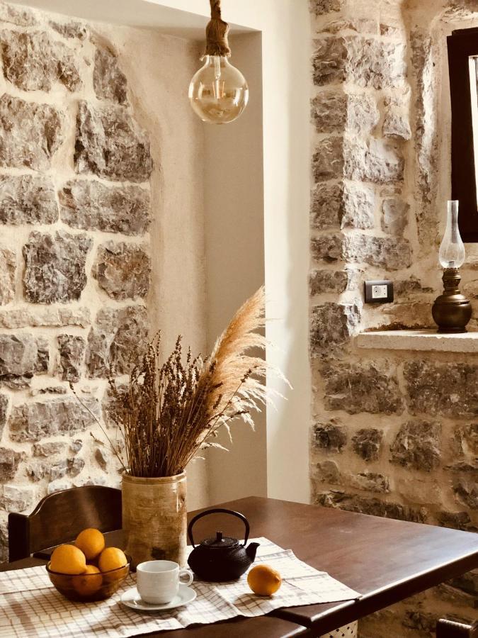 Guesthouse Giraffe Donja Lastva Dış mekan fotoğraf